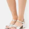 Anna Field LEATHER - Riemensandalette - Silver -Anna Field Geschäft 0b127e494cc748408c1bbc4deafa55a5