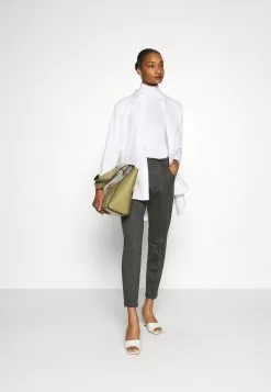 Anna Field 2 PACK - Langarmshirt - Black/white 13 Anna Field 2 PACK - Langarmshirt - Black/white -Anna Field Geschäft 5619ea7882a142c1add1d0facb024843 1