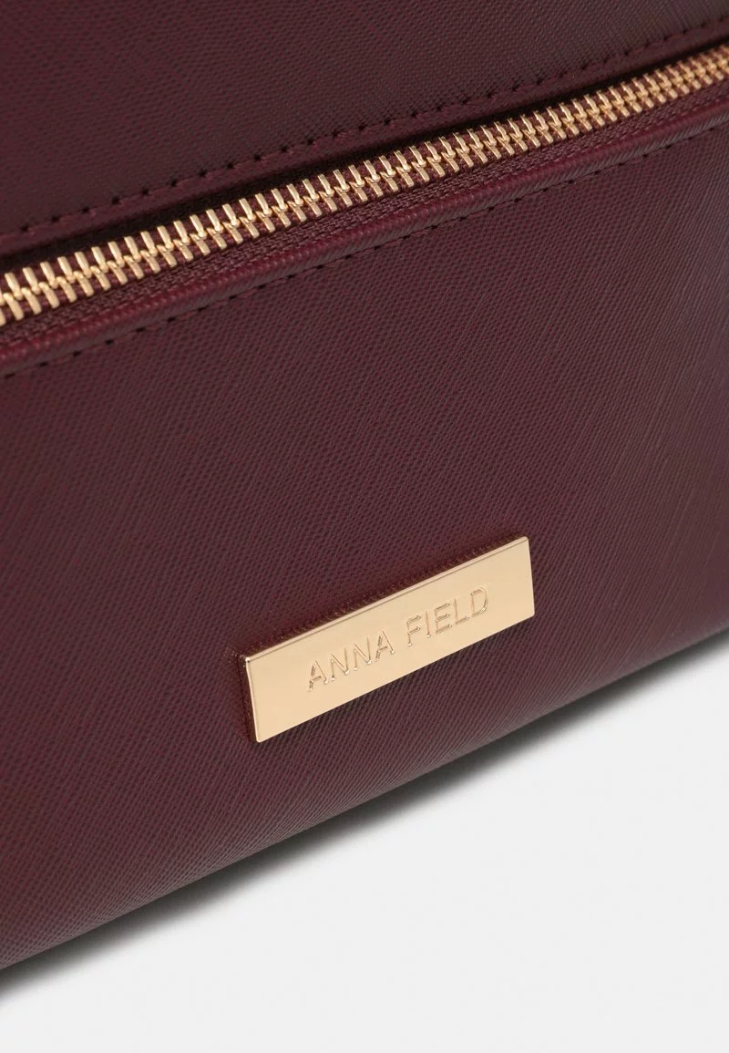 Anna Field Tagesrucksack - 304 - Bordeaux 6 Anna Field Tagesrucksack - 304 - Bordeaux – Bild 4
