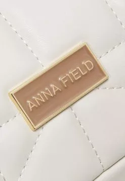 Anna Field Notebooktasche - Brown 12 Anna Field Notebooktasche - Brown -Anna Field Geschäft acfa2d0fd2a5414ca31d261f112b08b2