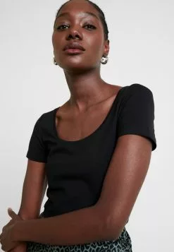 Anna Field 2 PACK - T-Shirt Basic - Black 12 Anna Field 2 PACK - T-Shirt Basic - Black -Anna Field Geschäft b7a0cf434b134981a98f4eb170547af8